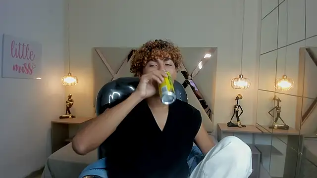 Anyelo Twink online show from March 2026 09:20:02 PM