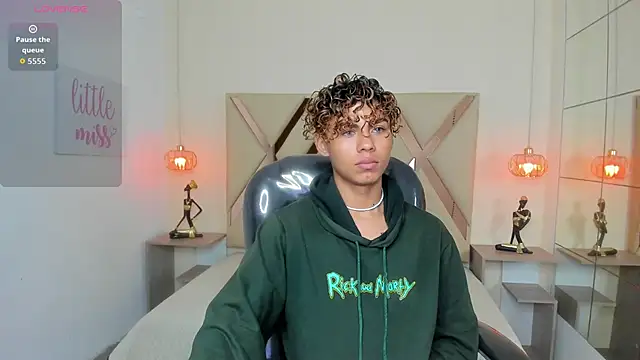 Anyelo Twink online show from April 2026 04:04:02 AM