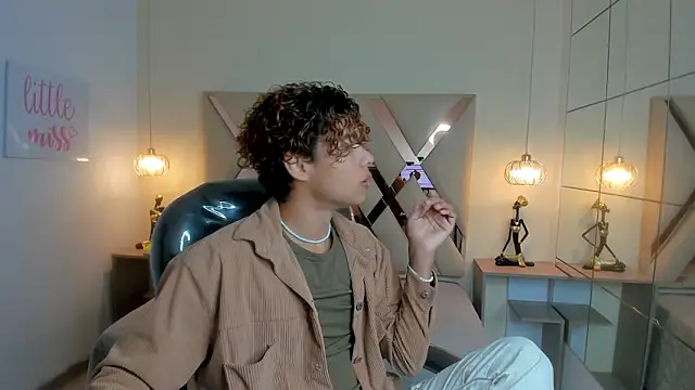 Anyelo Twink online show from March 2026 08:33:01 PM