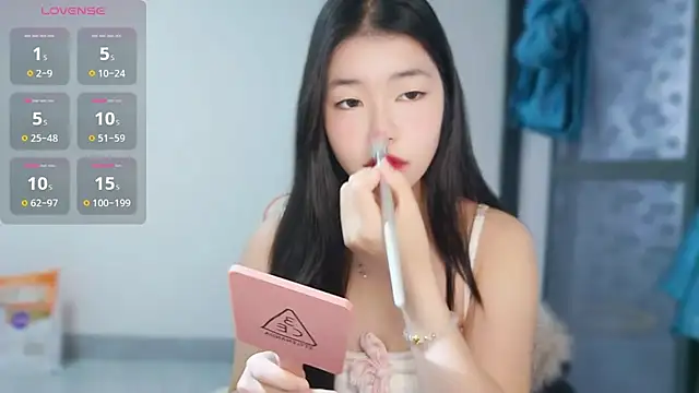 -XiaoYu-777 online show from February 2026 07:39:02 AM