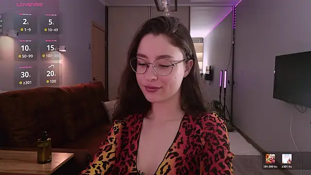 classy     online show from March 2026 01:04:02 PM