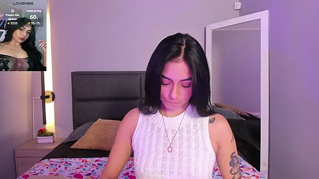 lilith petit  online show from March 2026 07:40:02 PM