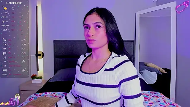 lilith petit  online show from March 2026 01:08:02 PM