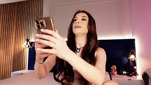 KylieeV online show from April 2026 09:11:02 AM