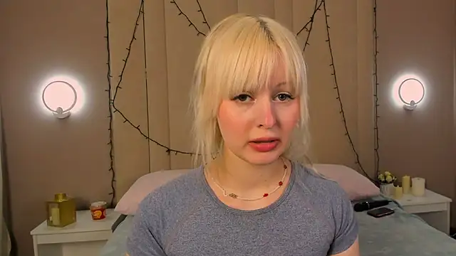 Snapshot of AdeleSilvy chatting on May 2026 02:16:02 AM AdeleSilvy online show from May 2026 02:16:02 AM