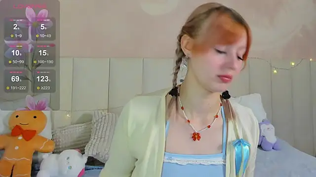Snapshot of AdeleSilvy chatting on July 2026 01:49:02 AM AdeleSilvy online show from July 2026 01:49:02 AM