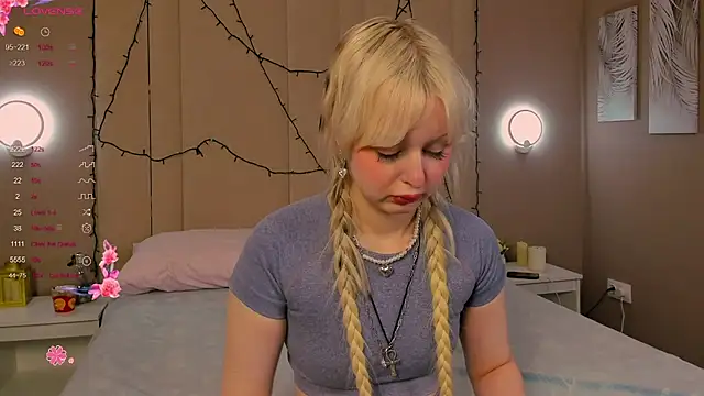 AdeleSilvy online show from March 2026 02:00:02 AM