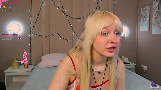 AdeleSilvy online show from April 2026 02:02:01 AM