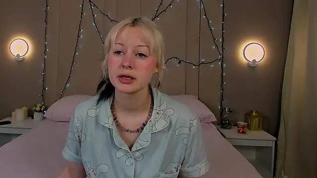 AdeleSilvy online show from January 2026 01:42:02 AM