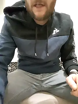 80julien online show from February 2026 03:36:02 AM