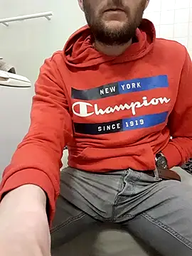 80julien online show from March 2026 06:43:01 PM