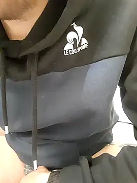 80julien online show from February 2026 12:34:02 AM