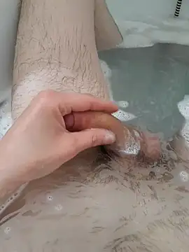 80julien online show from April 2026 12:51:02 PM