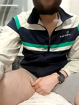 80julien online show from February 2026 12:52:02 AM