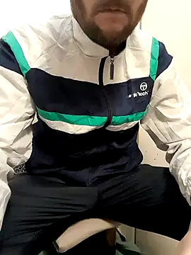 80julien online show from January 2026 03:16:01 PM