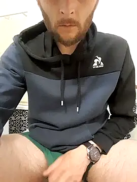 80julien online show from March 2026 10:43:02 PM