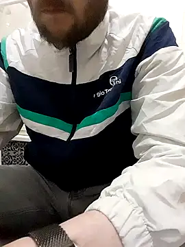 80julien online show from April 2026 06:25:02 PM