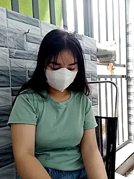 EnzxMoon02 online show from April 2026 05:03:01 AM