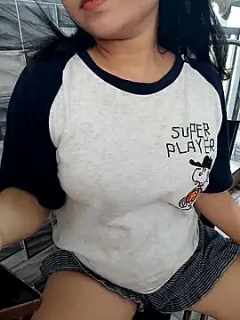 EnzxMoon02 online show from May 2026 05:44:02 AM