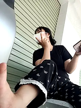 EnzxMoon02 online show from March 2026 02:27:01 AM