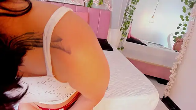 Snapshot of nicky_bonny18 chatting on January 2026 12:12:02 PM nicky bonny18 online show from January 2026 12:12:02 PM