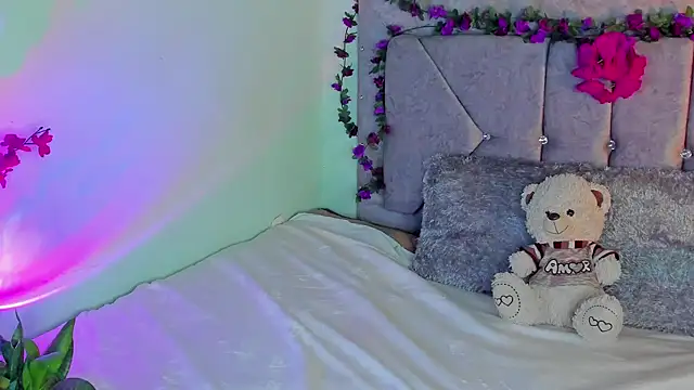 Britanny77 online show from March 2026 11:46:01 PM