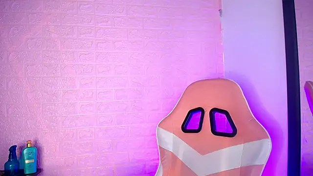 Dominic Queen1126 online show from March 2026 12:55:01 PM