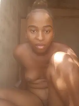 Snapshot of Princess2002Electron chatting on February 2026 07:50:02 AM Princess2002Electron online show from February 2026 07:50:02 AM