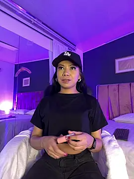 Snapshot of Little_Lexyy chatting on July 2026 05:27:01 AM Little Lexyy online show from July 2026 05:27:01 AM