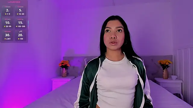 Snapshot of Little_Lexyy chatting on February 2026 03:35:02 AM Little Lexyy online show from February 2026 03:35:02 AM