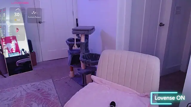 FoxyMillie online show from March 2026 02:46:01 AM