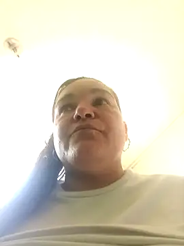 lee hot online show from February 2026 09:04:02 PM