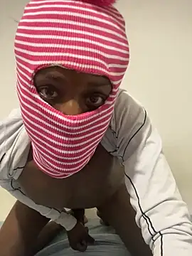 Snapshot of HotTwink_ZAR chatting on February 2026 09:23:01 PM HotTwink ZAR online show from February 2026 09:23:01 PM