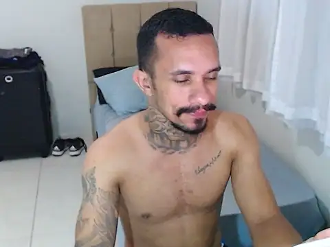 Snapshot of lipegonzalezz chatting on February 2026 11:00:02 PM lipegonzalezz online show from February 2026 11:00:02 PM