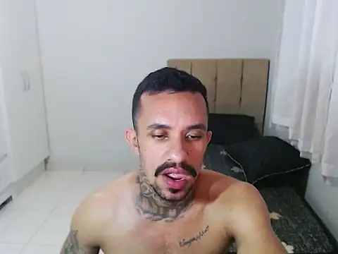 Snapshot of lipegonzalezz chatting on February 2026 01:07:01 PM lipegonzalezz online show from February 2026 01:07:01 PM