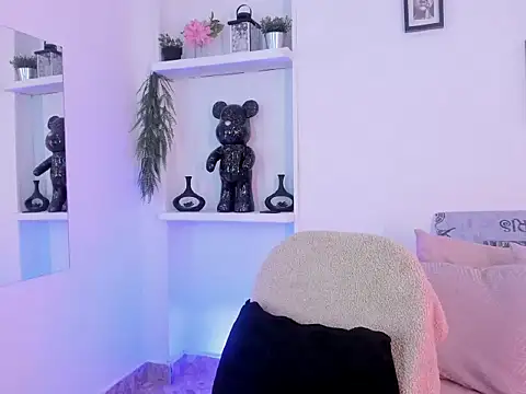 EmmaJohansonn online show from January 2026 03:37:01 PM