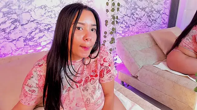 Snapshot of soffi_joness23 chatting on January 2026 12:31:02 PM soffi joness23 online show from January 2026 12:31:02 PM