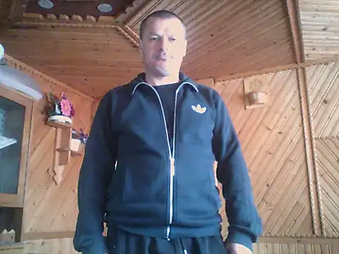 Ivan9iutt online show from April 2026 10:22:02 AM