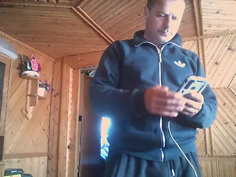 Ivan9iutt online show from April 2026 12:51:02 PM