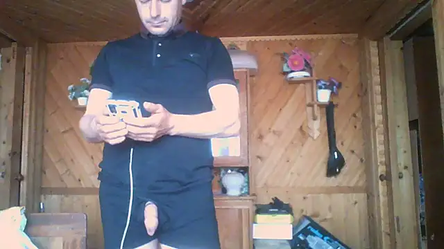 Ivan9iutt online show from May 2026 06:55:01 AM