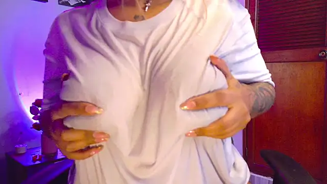 MarianaPradax online show from February 2026 12:59:02 PM