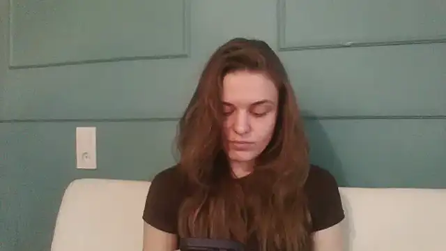 Vyressa online show from March 2026 01:06:02 PM