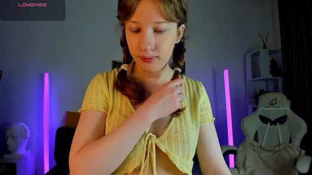 tracy aw online show from March 2026 06:37:02 AM