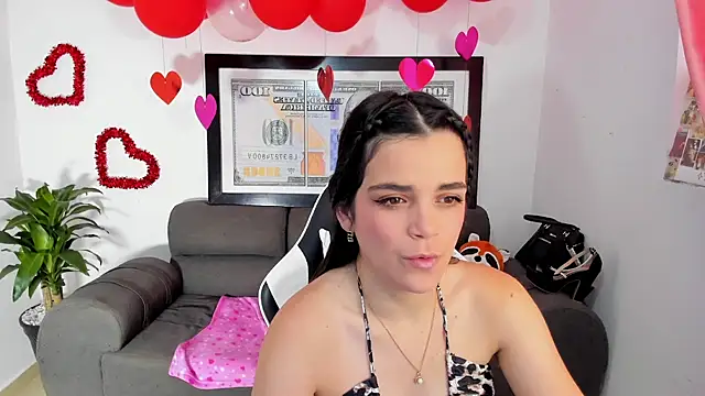 LucianaMoreau online show from February 2026 09:06:01 PM