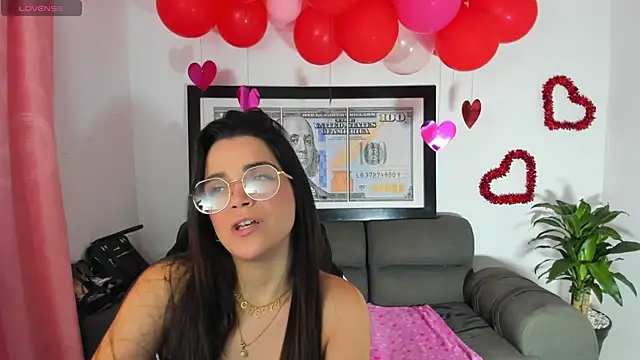 LucianaMoreau online show from February 2026 11:35:02 PM