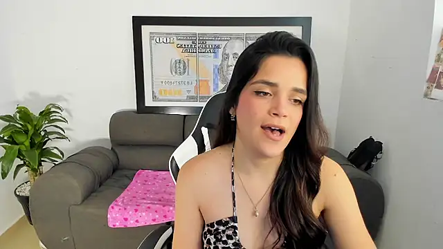 LucianaMoreau online show from March 2026 09:00:02 PM