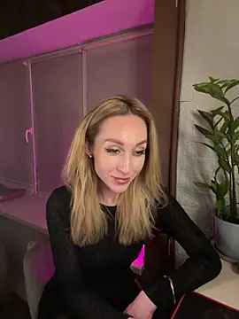 AnesaKis online show from April 2026 12:36:02 AM