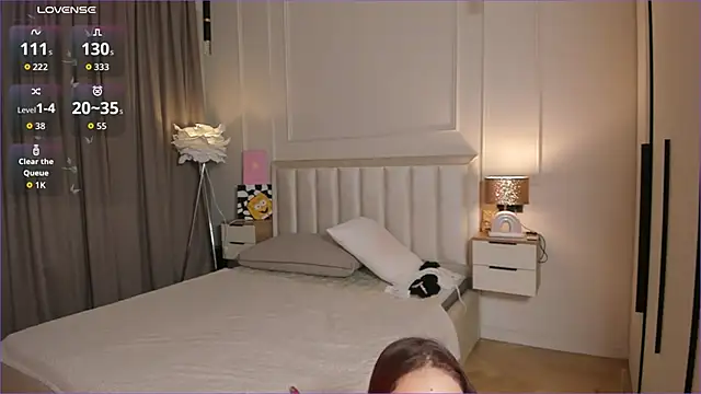 haerynn online show from April 2026 05:28:01 PM