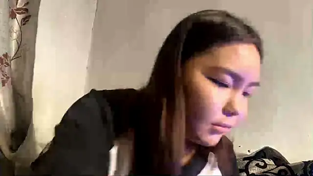 MollyAsian online show from January 2026 08:29:01 AM