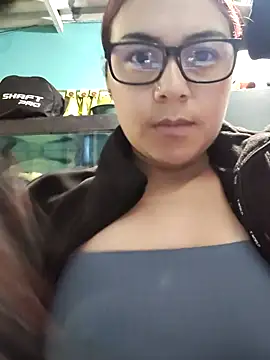 Snapshot of THALASSA_DIOSA chatting on February 2026 12:05:02 PM THALASSA DIOSA online show from February 2026 12:05:02 PM